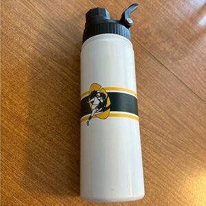 NWOT Green Bay Packers Throwback Water Bottle